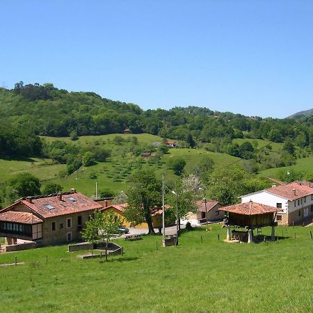 Turismo Rural El Sidron Guest House Pilona Exterior photo