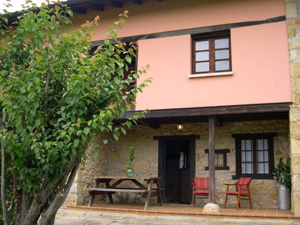 Turismo Rural El Sidron Guest House Pilona Exterior photo