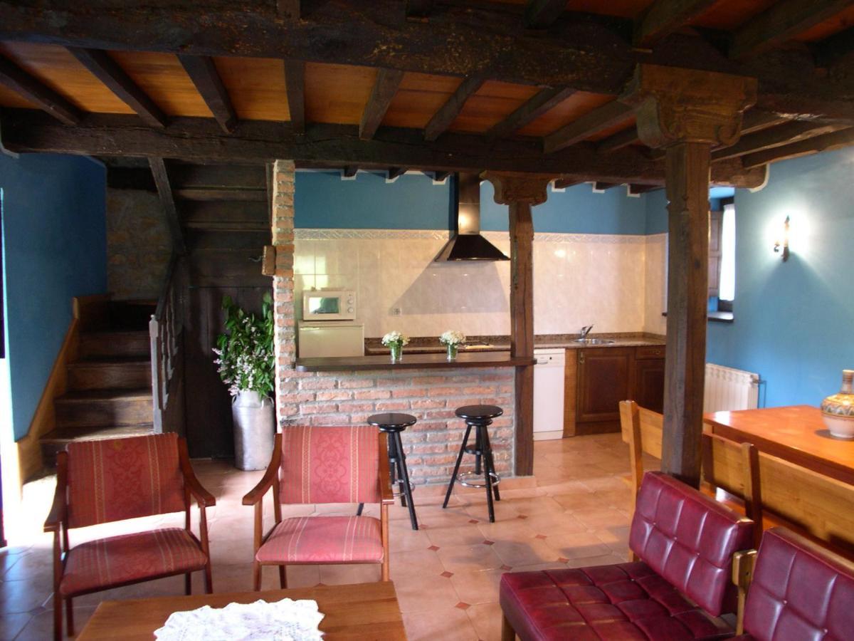 Turismo Rural El Sidron Guest House Pilona Exterior photo