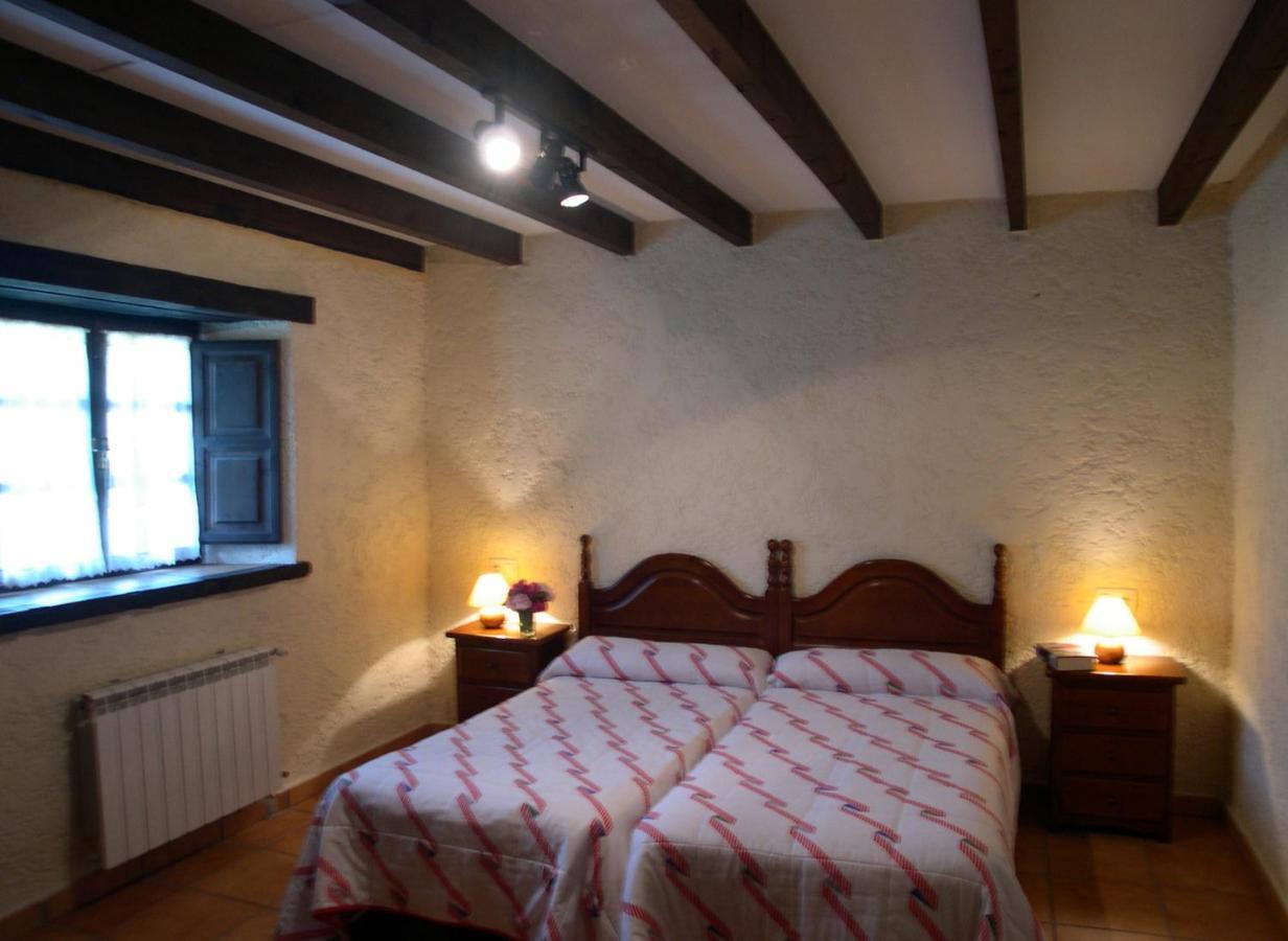 Turismo Rural El Sidron Guest House Pilona Exterior photo