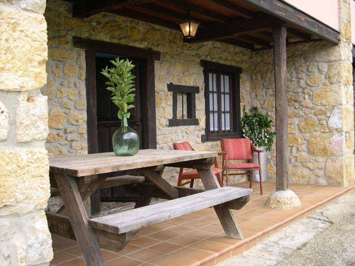 Turismo Rural El Sidron Guest House Pilona Exterior photo